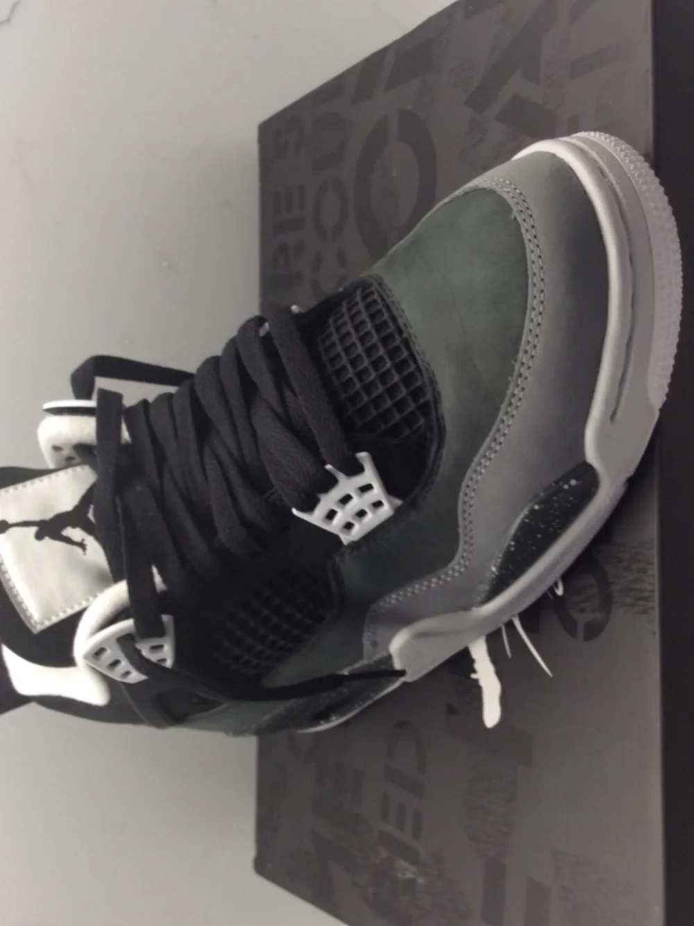 AIR JORDAN 4 “FEAR” PACKS size 8.5 unworn brand new got wrong size